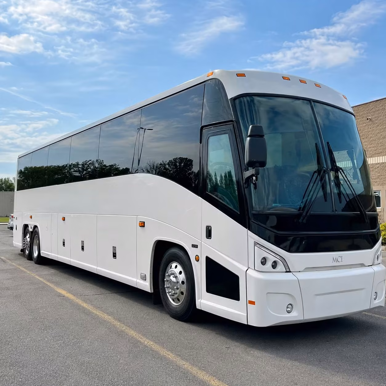 charter buses for erie winery and vineyard wedding transportation