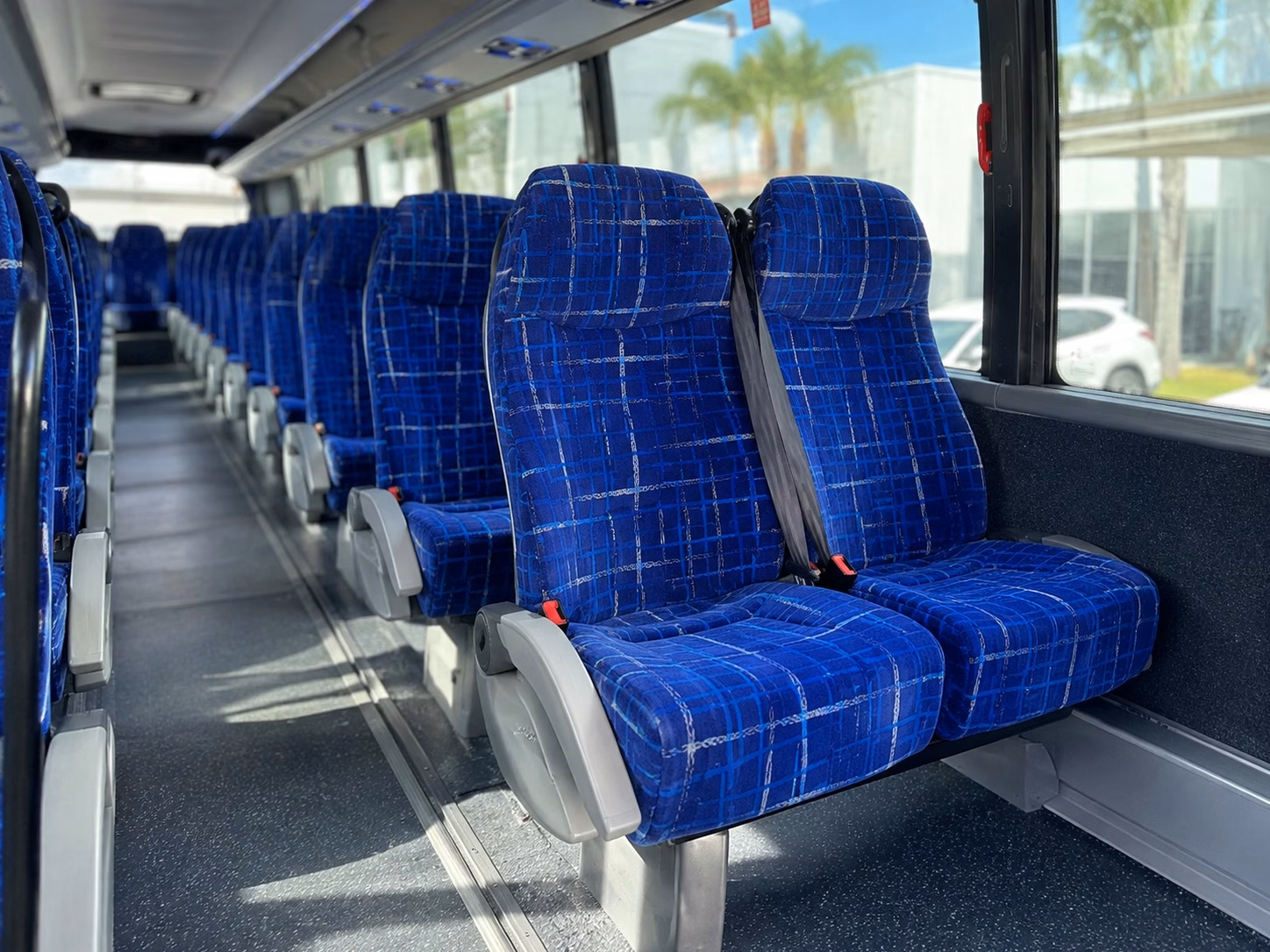 guest shuttles between erie hotels and your wedding venue